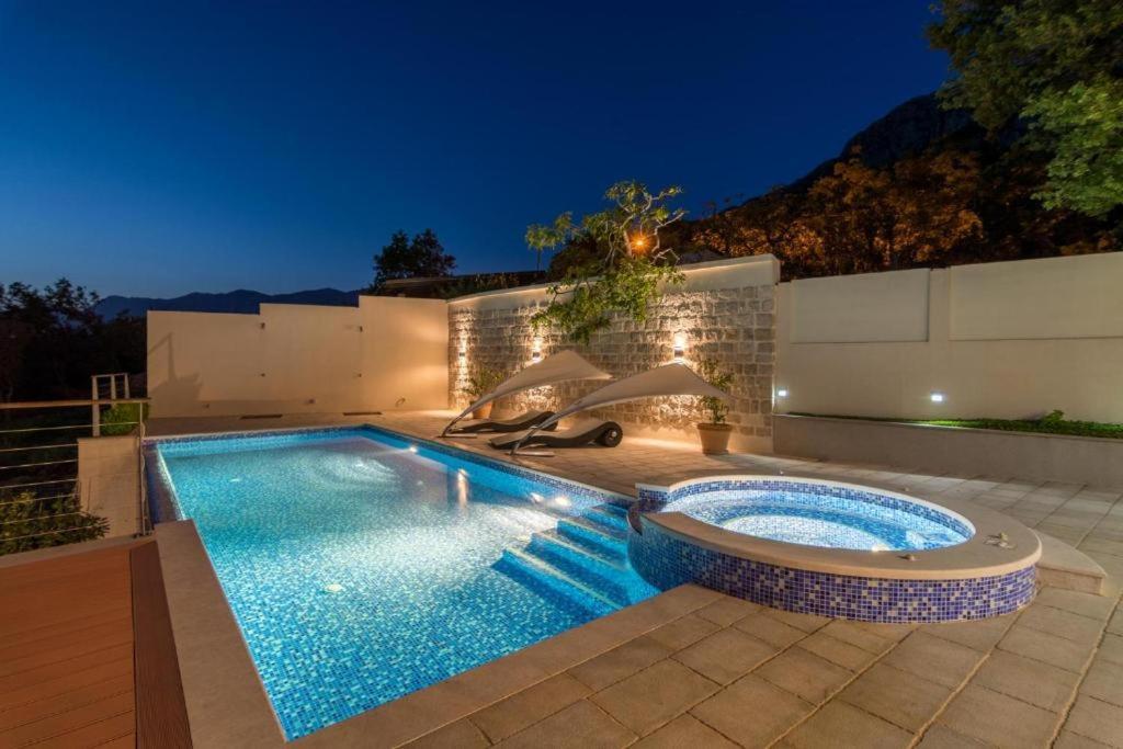 Luxury Villa Crystal Blue Sveti Stefan Exterior photo