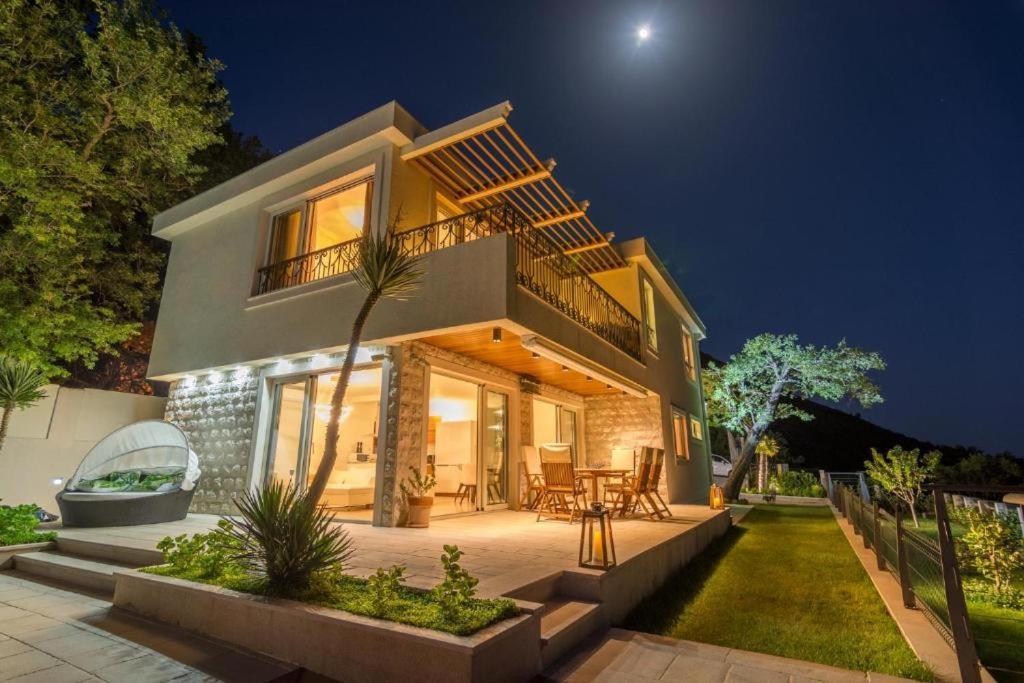 Luxury Villa Crystal Blue Sveti Stefan Exterior photo
