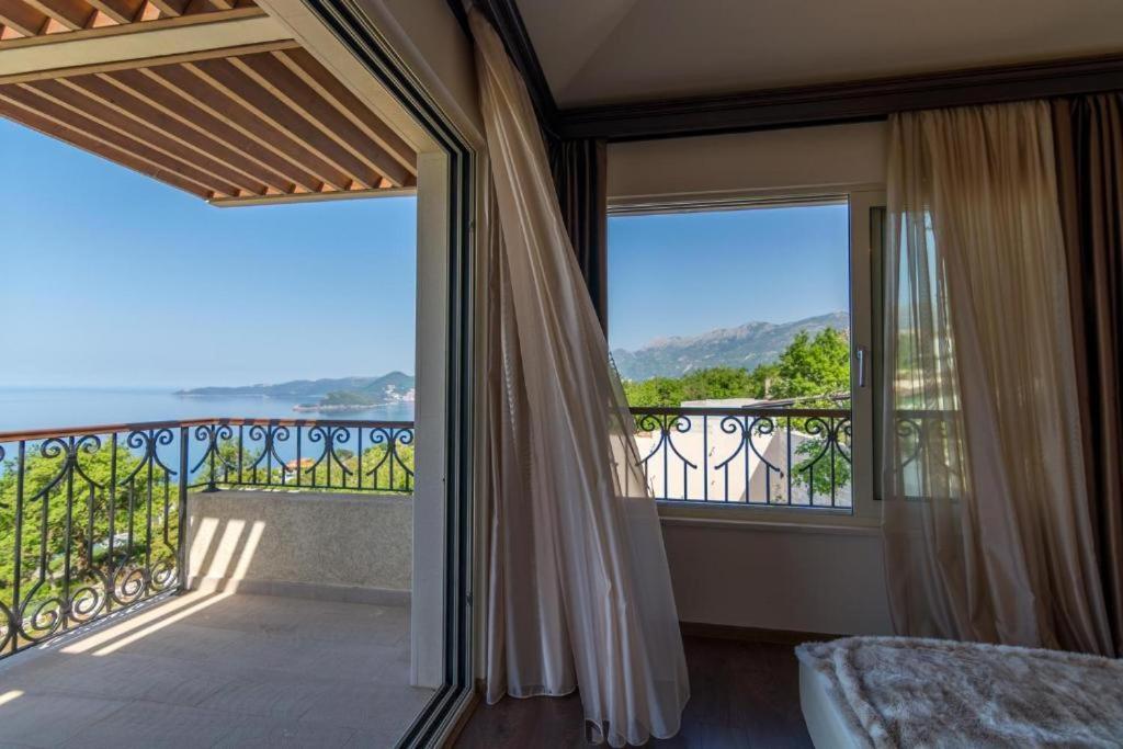 Luxury Villa Crystal Blue Sveti Stefan Exterior photo