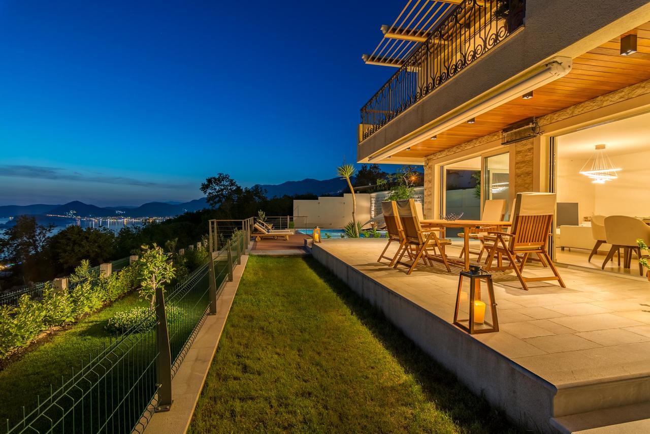 Luxury Villa Crystal Blue Sveti Stefan Exterior photo